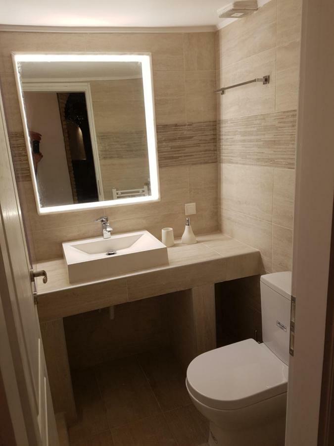 John Beauty 50M2, Metro And Acropolis 5' Apartment Athens Ngoại thất bức ảnh